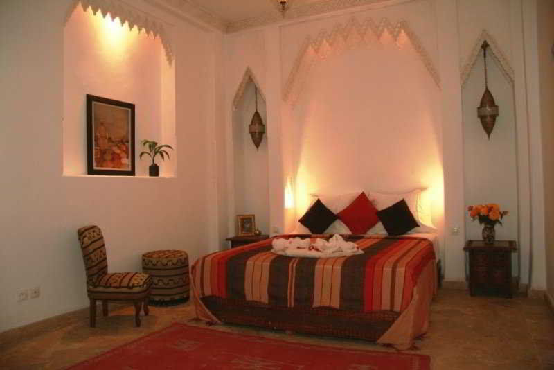 Riad Viva Марракеш Екстер'єр фото A bedroom in a Moroccan riad